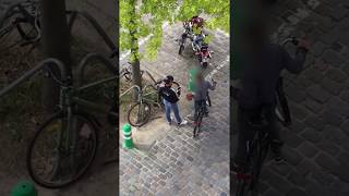 Betrapt Jonge boefjes stelen fiets in Gent [upl. by Yejus640]