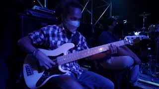 HATINYA TAK TAHAN  DANIEL CHUERBIG STAGE 4MINGGU 6BASS CAM [upl. by Ranip]