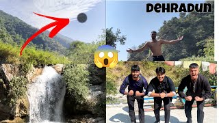 Dehradun tourist place 😍  Budget trip  Must Visit 😱 [upl. by Amlus]