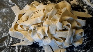 Tagliatelle Selber Machen  Selbstgemachte Nudeln aus Mehl amp Eiern Rezept [upl. by Sofie]