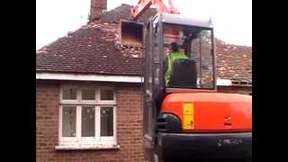 Hitachi Zaxis 50 House Demolition [upl. by Leoni]