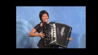 Reine de Musette  Accordion Teacher Patricia Bartell [upl. by Brnaby]