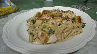 Fettuccine Alfredo con pollo [upl. by Tavi]