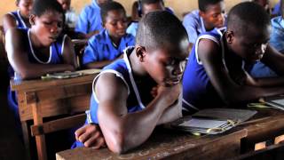 Ghana leducation en pleine revolution [upl. by Ydarb825]