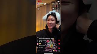 WINNER HOONY REACTION TO BOMB kaboom ver BY TREASURE TikTok live [upl. by William]