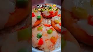 pizza banane ka aasan tarika Priyanka unique kitchen how to make mini pizza at home without oven [upl. by Teresa278]