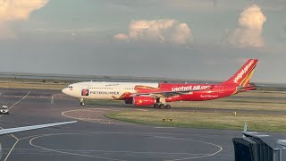 FIRST LONG HAUL EXPERIENCE  Vietjet Air A330 to Cam Ranh tripreport [upl. by Emilia]