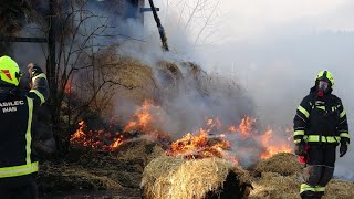 HUD POŽAR GOSPODARSKEGA POSLOPJA NA KOLIČEVEM 10 3 2022 [upl. by Novaelc]