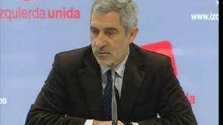 IU quiere que Zapatero reconozca en el Congreso la crisis [upl. by Ocko677]