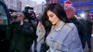 Denim Total look Kylie Jenner running errands in New York City [upl. by Eremihc]