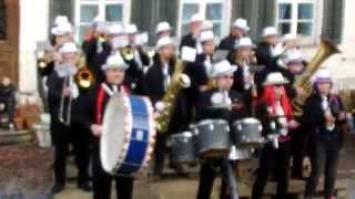 «Chnoiblätze»  «Guggenkonzert Guldentaler Fasnacht 2015»  Region Thal  Kanton Solothurn [upl. by Erbe]