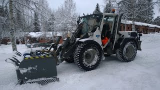 Snowek U360 Uplough and Wille 655C multipurpose machine [upl. by Seerdi]