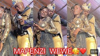 DEM WA FB LEFT IN TEARS AFTER OBINA DID THIS TO A LADY ON STAGEOGAOBINNA PERFORMING WELO WELO [upl. by Nna]