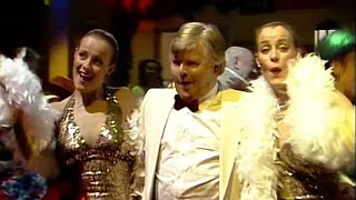 Benny Hill amp Hills Angels  Cabaret in Cafe Le LOpera 1986 [upl. by Eendyc33]