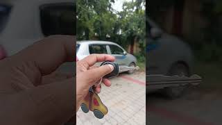 how to lock and close the car door [upl. by Cirala]