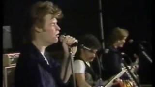 Hall amp Oates  Maneater Live 1983 [upl. by Wolf781]