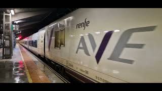 Ave 106057 de Coruña a Madrid sale de Ourense [upl. by Stillman]