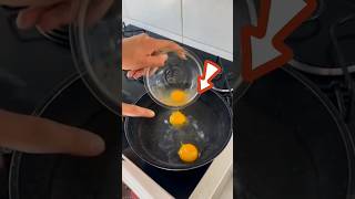 The Unprecedented Method for Frying Eggs With Water No Oil HealthyRecipe FoodHacks shorts [upl. by Hummel]