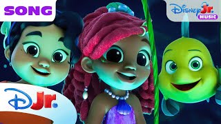 Disney Jr’s Ariel quotSpooky Seasonquot Song 🎶  The Little Mermaid 🧜🏾‍♀️  disneyjr [upl. by Ahoufe]