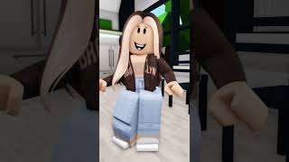 ZNALAZŁA ZŁĄ SIOSTRE BLIŹNIACZKE PO 12 LATACH PART 4 roblox shorts brookhaven [upl. by Marabelle]