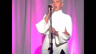 Sia Furler performing Elastic Heart at last nights GEM [upl. by Campball]