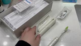 Philips One by Sonicare Rechargeable Toothbrush Review Great for travel No batteries Electric too [upl. by Aisena]