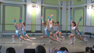 Kitsch Dance Modern Choreography at the ZIRKA Talent Show [upl. by Drolet]