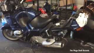 BMW R1150RT Rear Wheel Removal at home BMW R1150RT hinterrad ausbauen zu Hause [upl. by Nnairet]