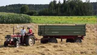 Unsere Gerstenernte 2012 mit IHC Zetor und New Holland [upl. by Tevlev]