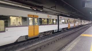 Renfe Rodalies 447 saliendo de BarcelonaSants hacia LHospitalet de Llobregat [upl. by Salman724]