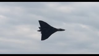 Vulcan Bomber Longest Howl XH558 [upl. by Rachaba]