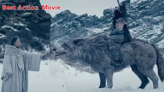 Kung Fu Movie A giant white wolf tries to devour an old man who effortlessly subdues it kungfu [upl. by Akilak196]