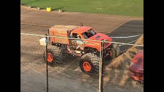 Versus Monster Trucks 2024 Ransomville Speedway Ransomville NY 82424 FULL SHOW [upl. by Abbotsun942]