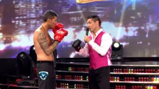 Showmatch 2012  Maravilla Martínez VS Tinelli primer round [upl. by Griggs8]