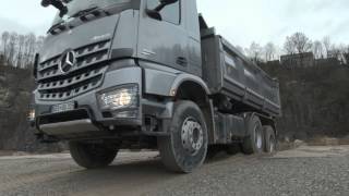 LKW Offroad Training 2013 mit dem neuen MercedesBenz Arocs [upl. by Akiras]