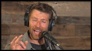 Brett Eldredge – Crowd My Mind At Home [upl. by Lebasi696]