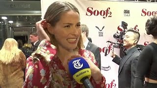 Sanne opent boekje met minnaars [upl. by Coit]