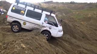 Nissan vanette 4x4 offroad [upl. by Melosa919]