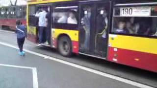 Autobus miejski w Warszawie w godzinach szczytu [upl. by Ytissahc]