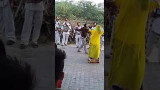 🚺Rajasthani wedding dance  traditional band couple rock it  👌👌 [upl. by Jinny934]