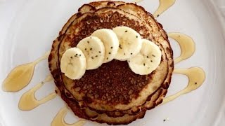 HOT CAKES DE AVENA Y PLATANO sin HARINA en LICUADORA DESAYUNO ROSVI HERNANDEZ [upl. by Kerrill652]