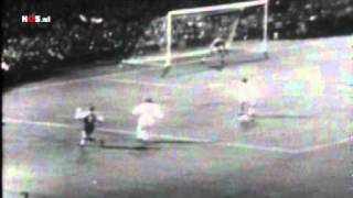 1970  090970 Feyenoord wint de Wereldbeker door doelpunt Van Daele [upl. by Jann]