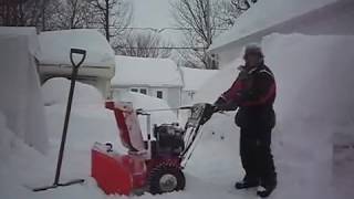 Deneigement la derniere tempête de neige de la St Patrick [upl. by Aeiram670]