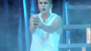 Catching Feelings Justin Bieber Believe Tour 11512 [upl. by Helban]