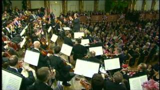 Nikolaus Harnoncourt and Vienna Philharmonic  New Years Concert 2001 [upl. by Patt]