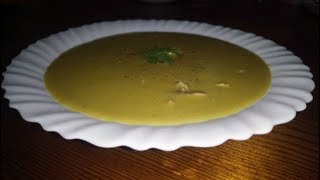 Velouté de petits pois حساء البازلاء جلبانة الكريمي [upl. by Ikilisav966]