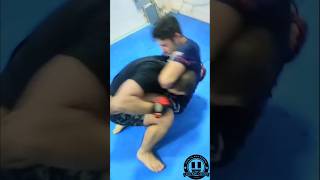 GUILLOTINE from guard💣mma trainingmotivationmotivationalufcfitnesssportslifefamilygymtop [upl. by Jariv]