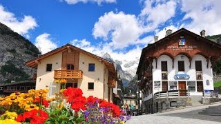 Courmayeur walk tour 4k August 2021 [upl. by Assenal686]