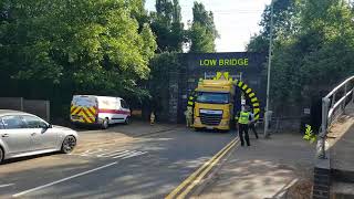 Lorry gets stuck under the railway bridge at Hunton Bridge [upl. by Peednas559]