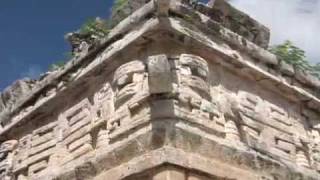 Zona Arqueológica Chichén Itzá Ciudad al Borde del Pozo de los Brujos del Agua [upl. by Odnarb817]